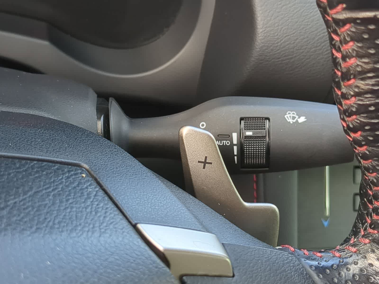 Thumbnail: 2019 Lexus IS - 31