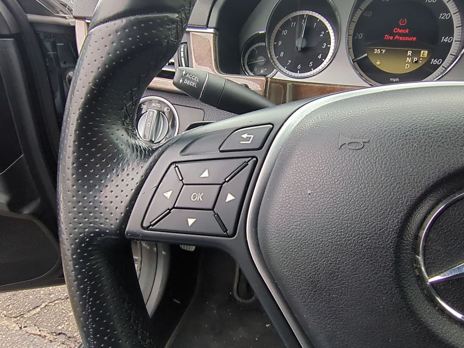 Thumbnail: 2012 Mercedes-Benz E-Class - 35