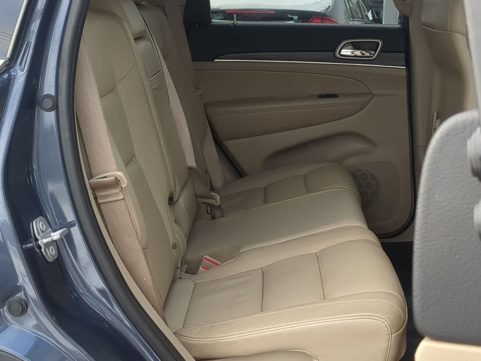 Thumbnail: 2020 Jeep Grand Cherokee - 23