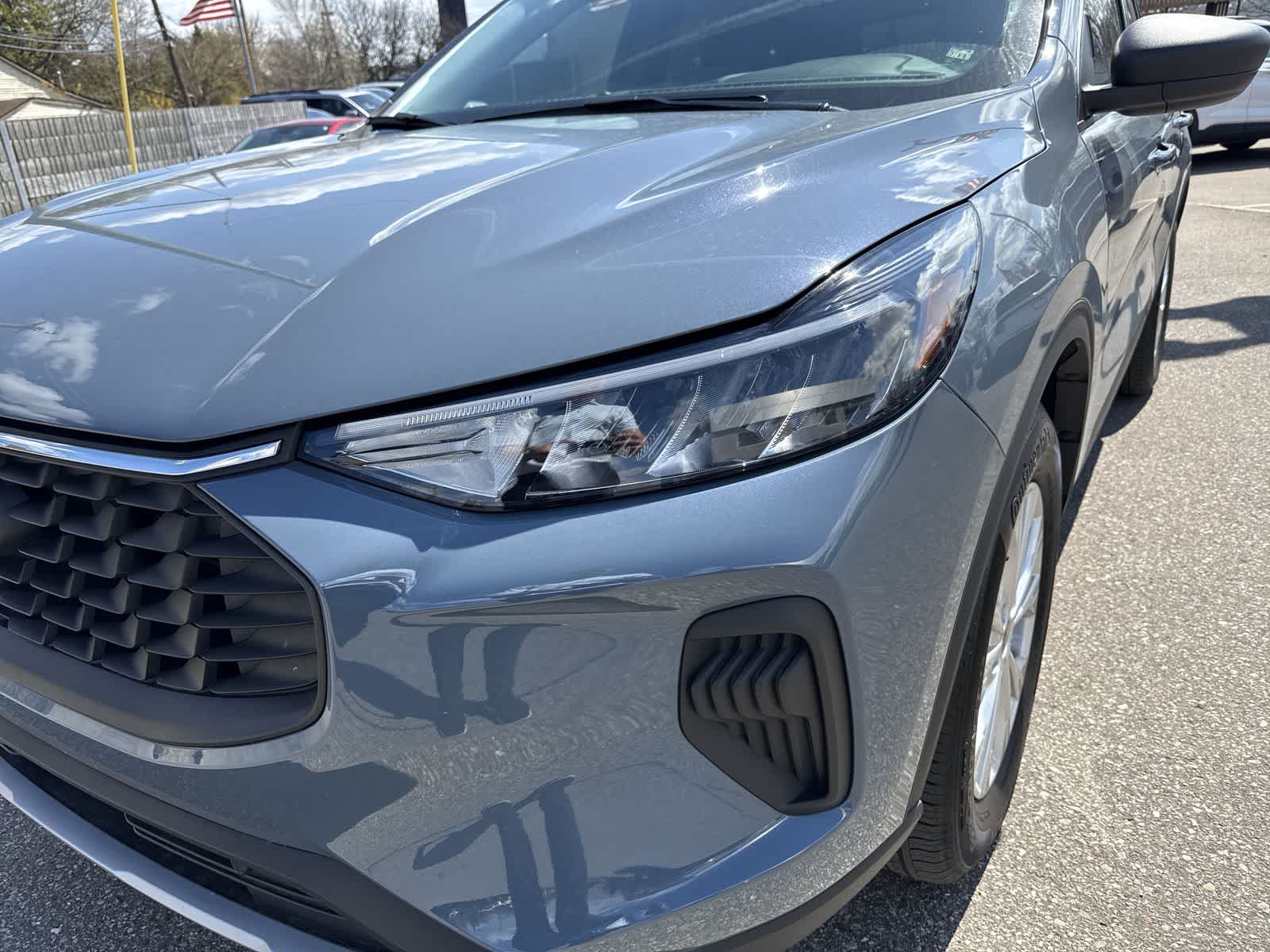 Thumbnail: 2023 Ford Escape - 15