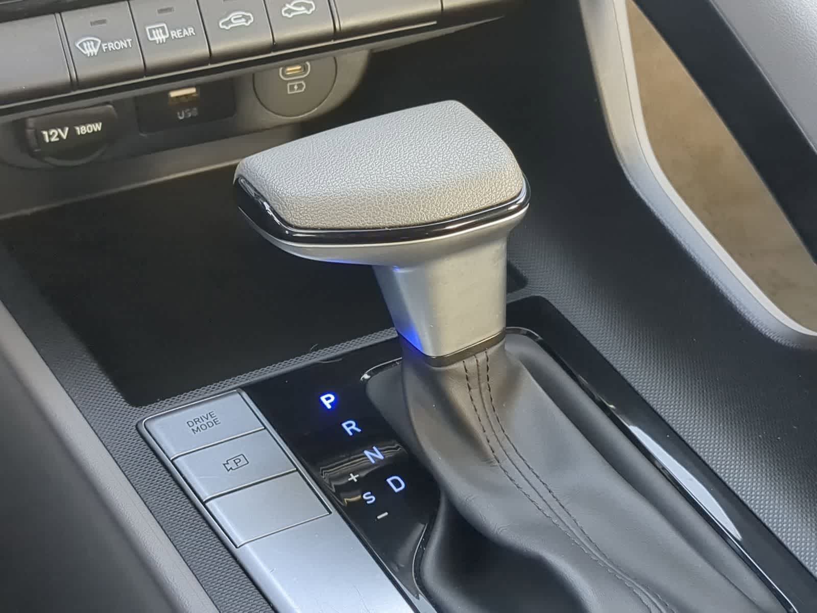 Thumbnail: 2024 Hyundai Elantra - 33