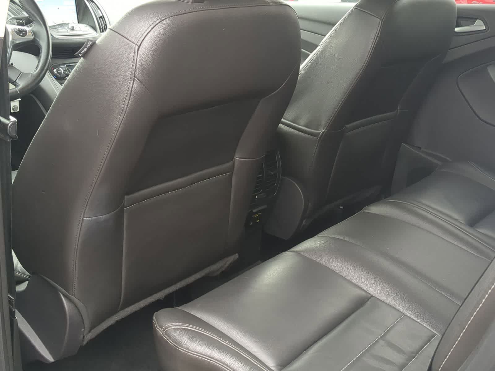 Thumbnail: 2016 Ford Escape - 23