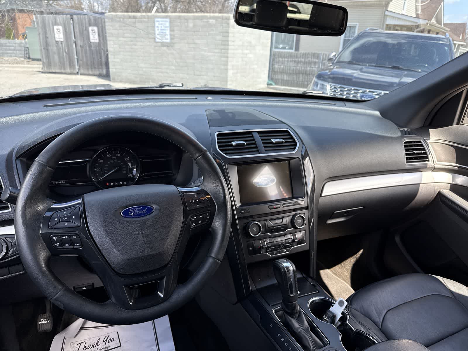 Thumbnail: 2017 Ford Explorer - 29