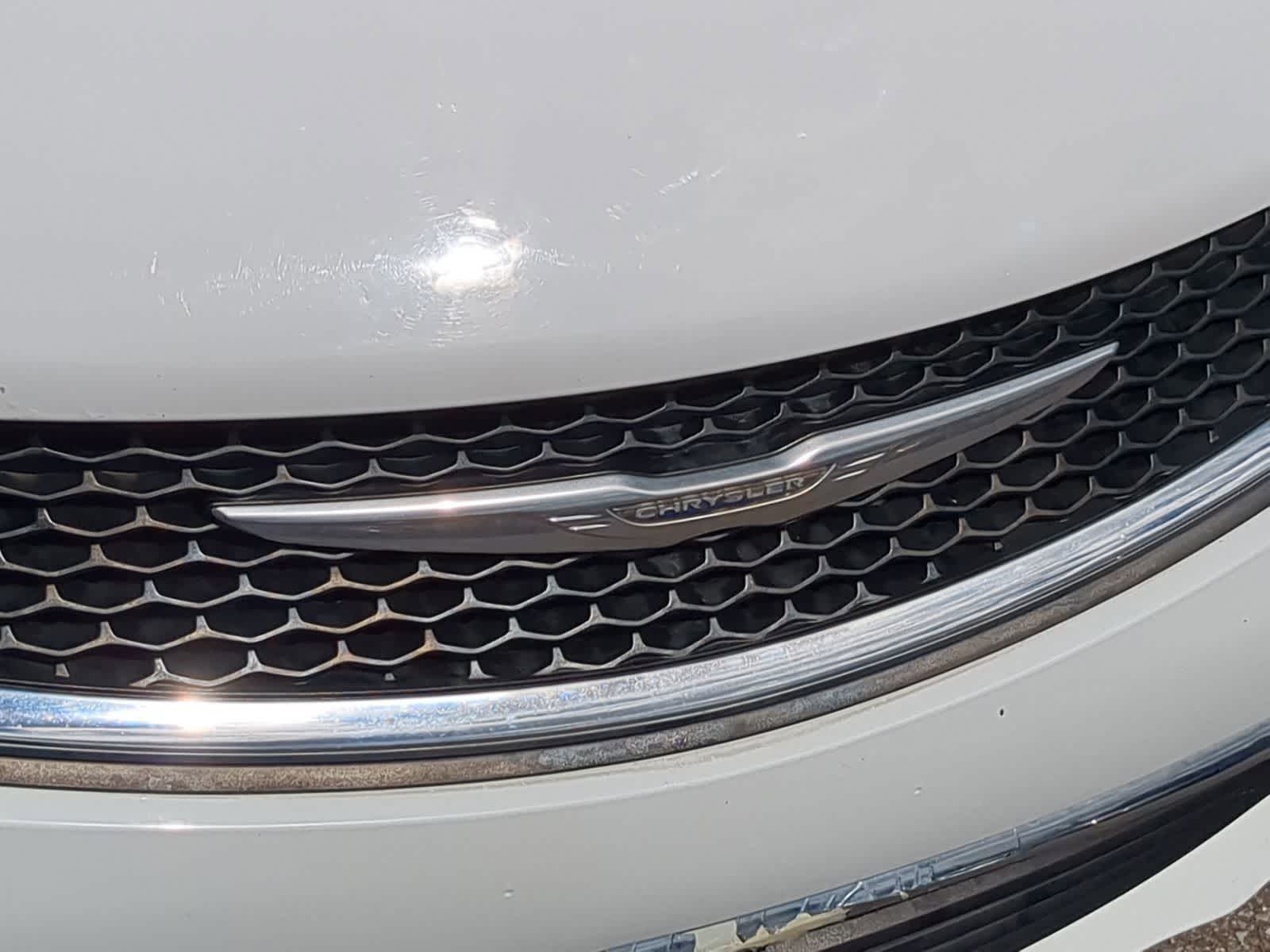 Thumbnail: 2015 Chrysler 200 - 14