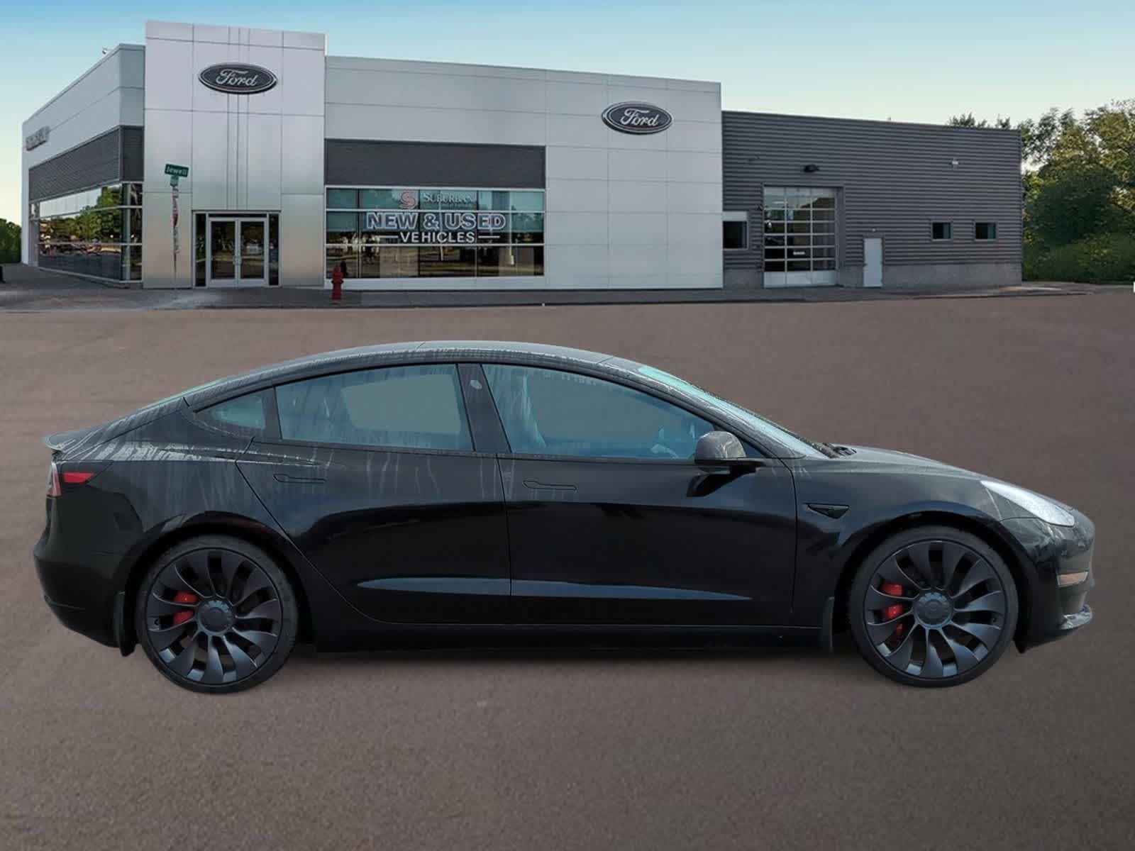 Thumbnail: 2022 Tesla Model 3 - 10