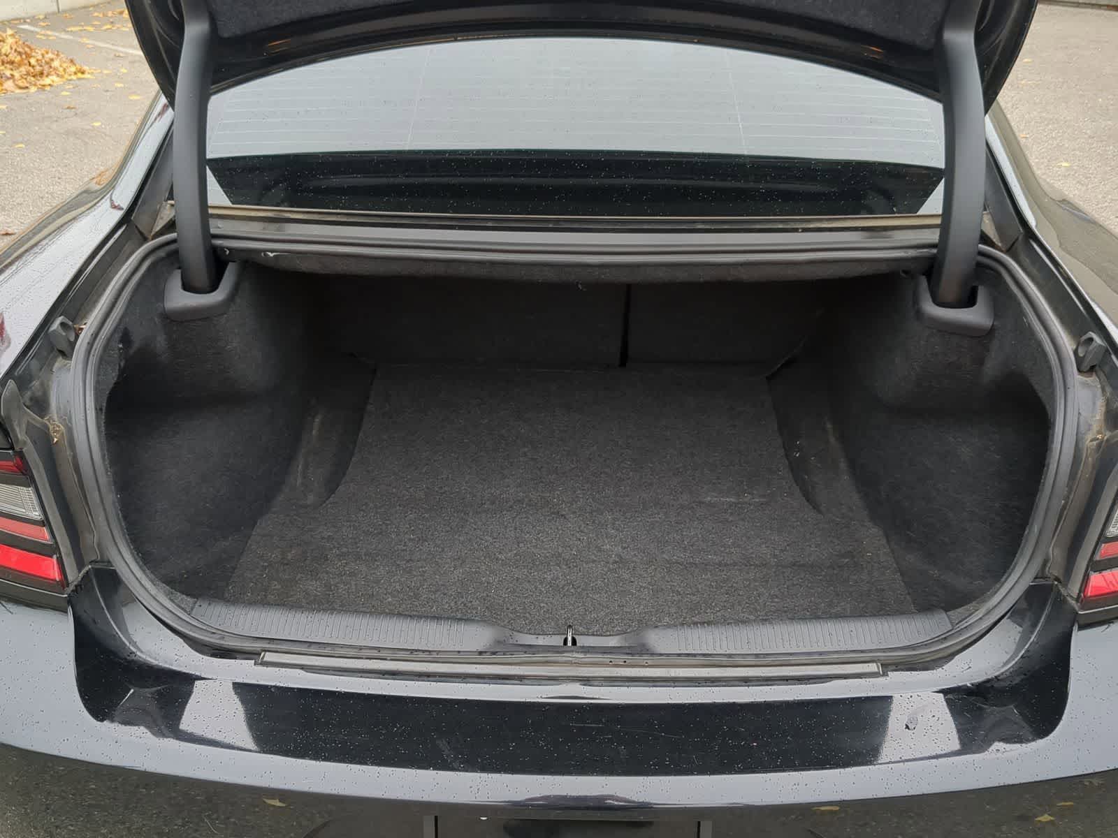 Thumbnail: 2019 Dodge Charger - 32