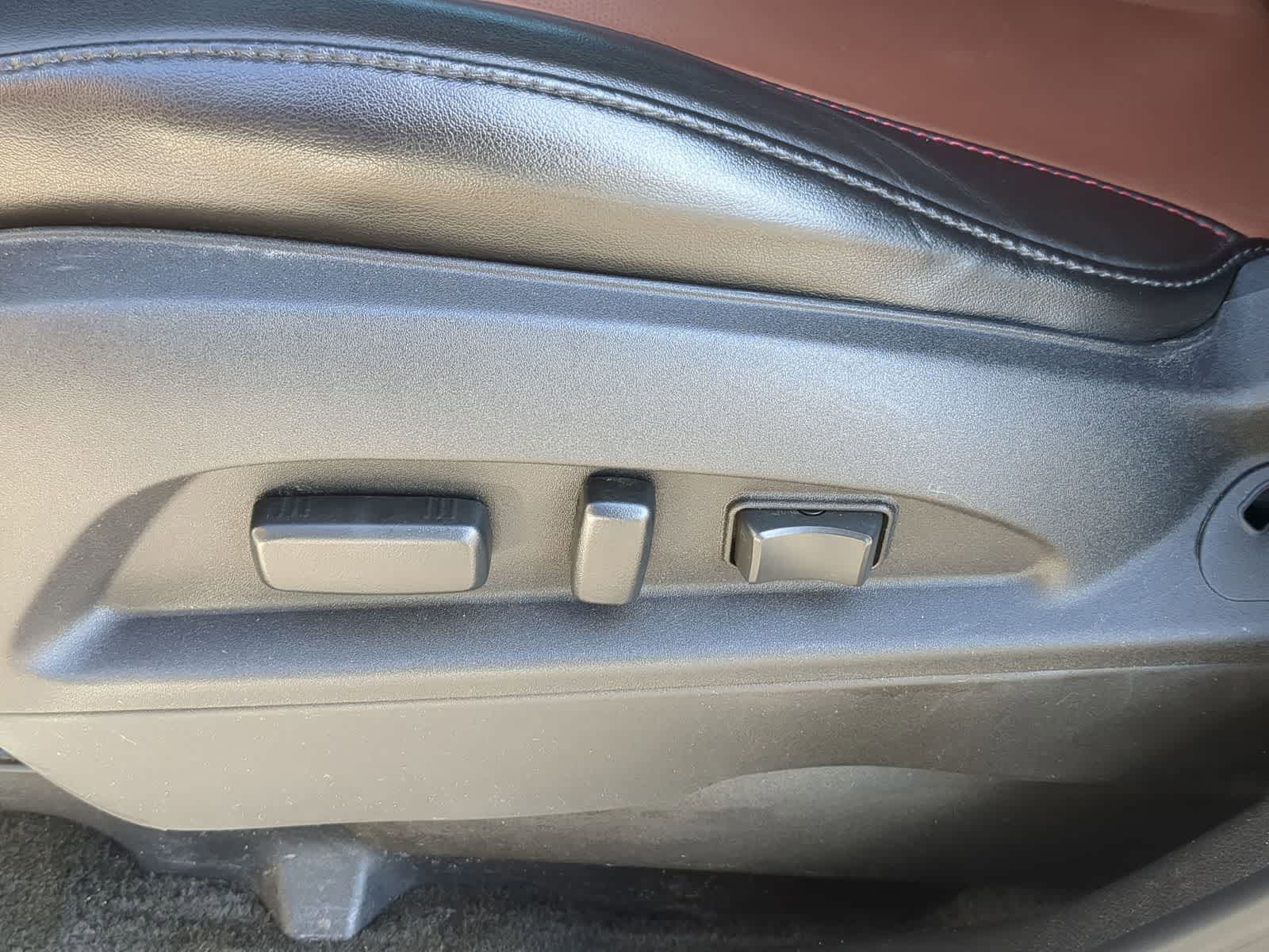 Thumbnail: 2017 Chevrolet Equinox - 21