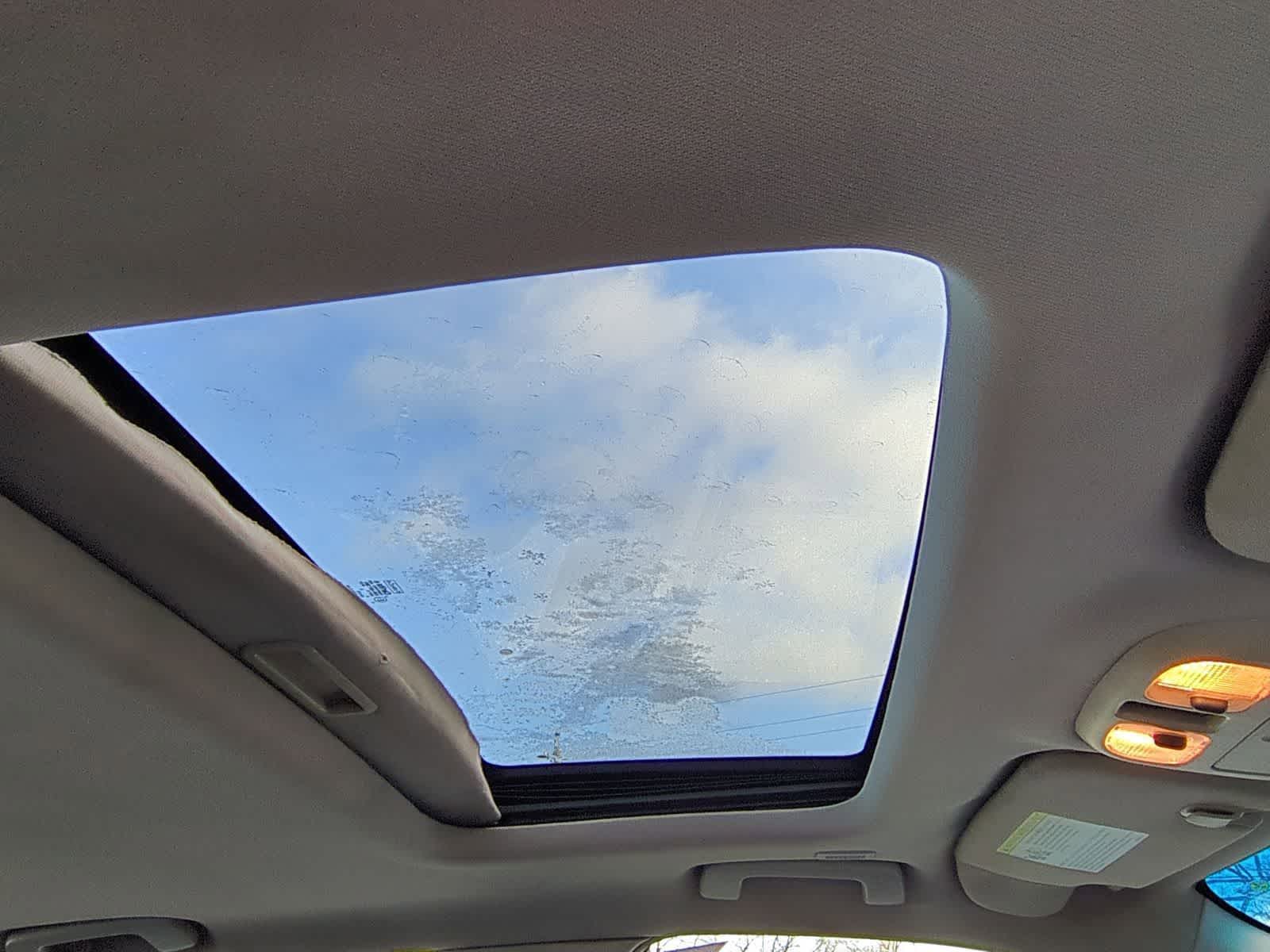 Thumbnail: 2011 Ford Fusion - 26