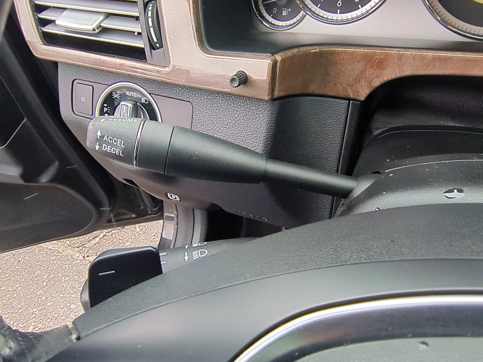 Thumbnail: 2012 Mercedes-Benz E-Class - 38