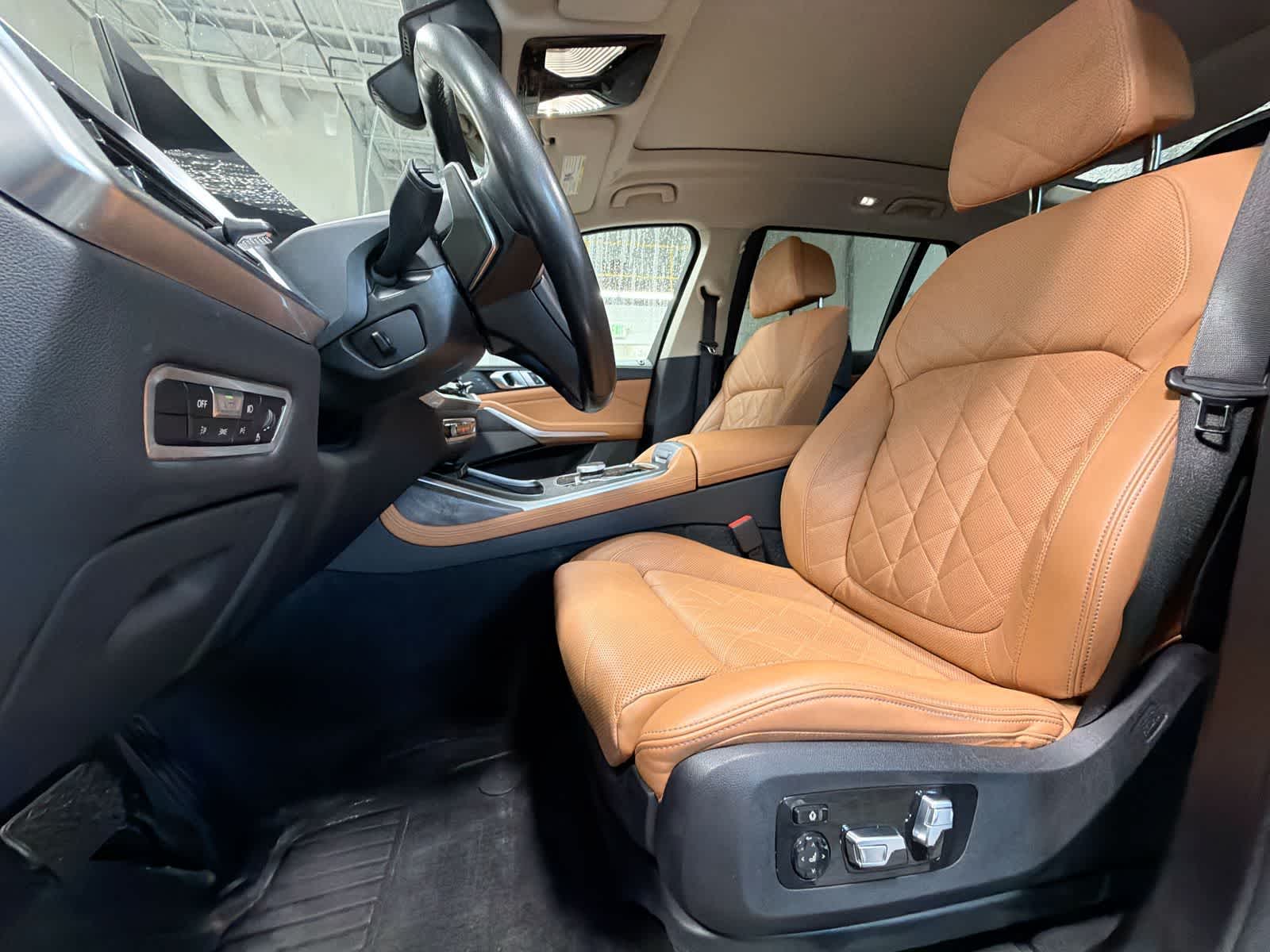 Thumbnail: 2023 BMW X7 - 22