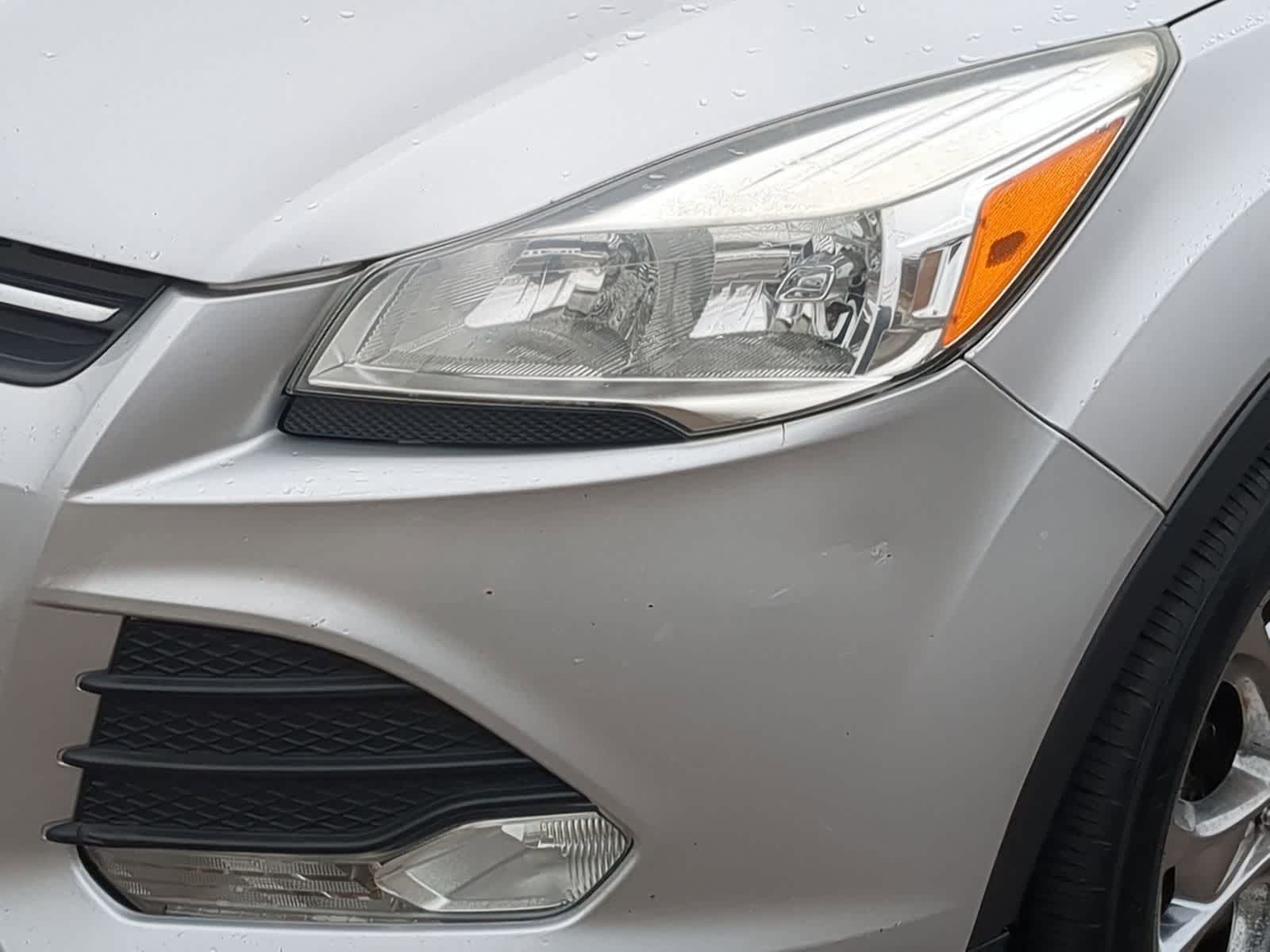 Thumbnail: 2016 Ford Escape - 15