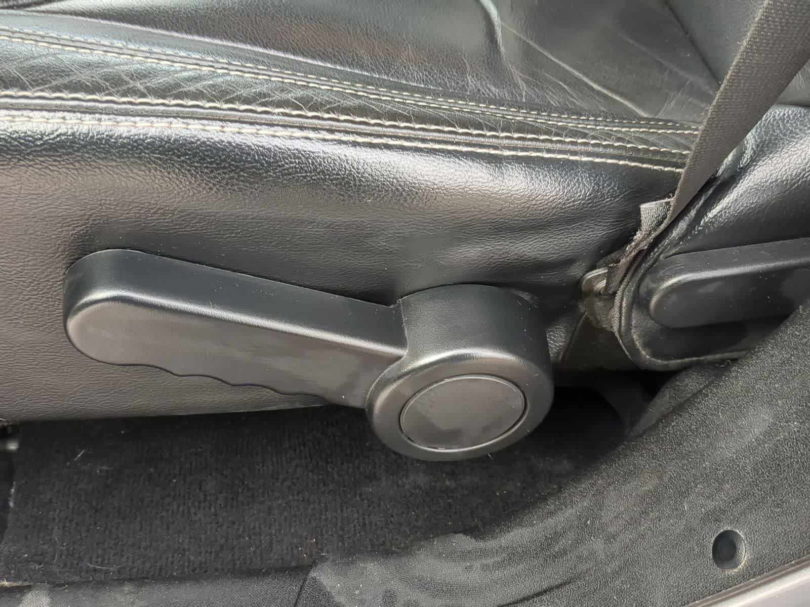 Thumbnail: 2013 Jeep Wrangler - 21