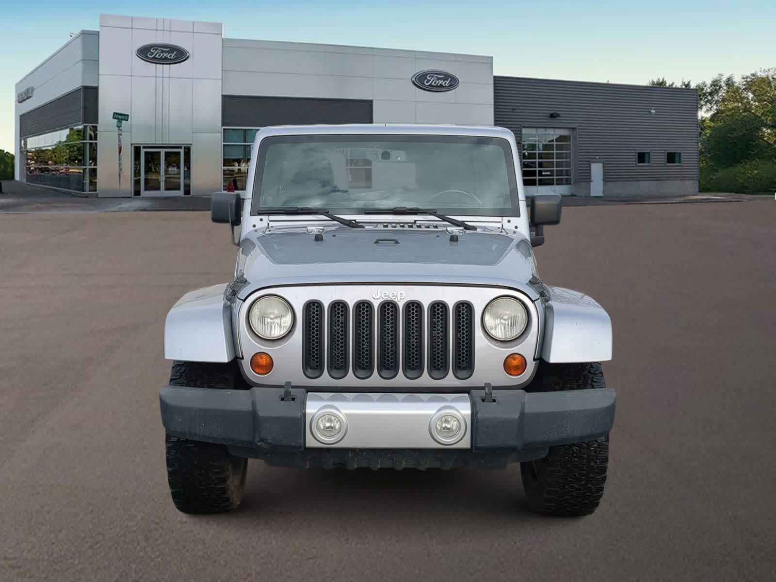 Thumbnail: 2013 Jeep Wrangler - 3