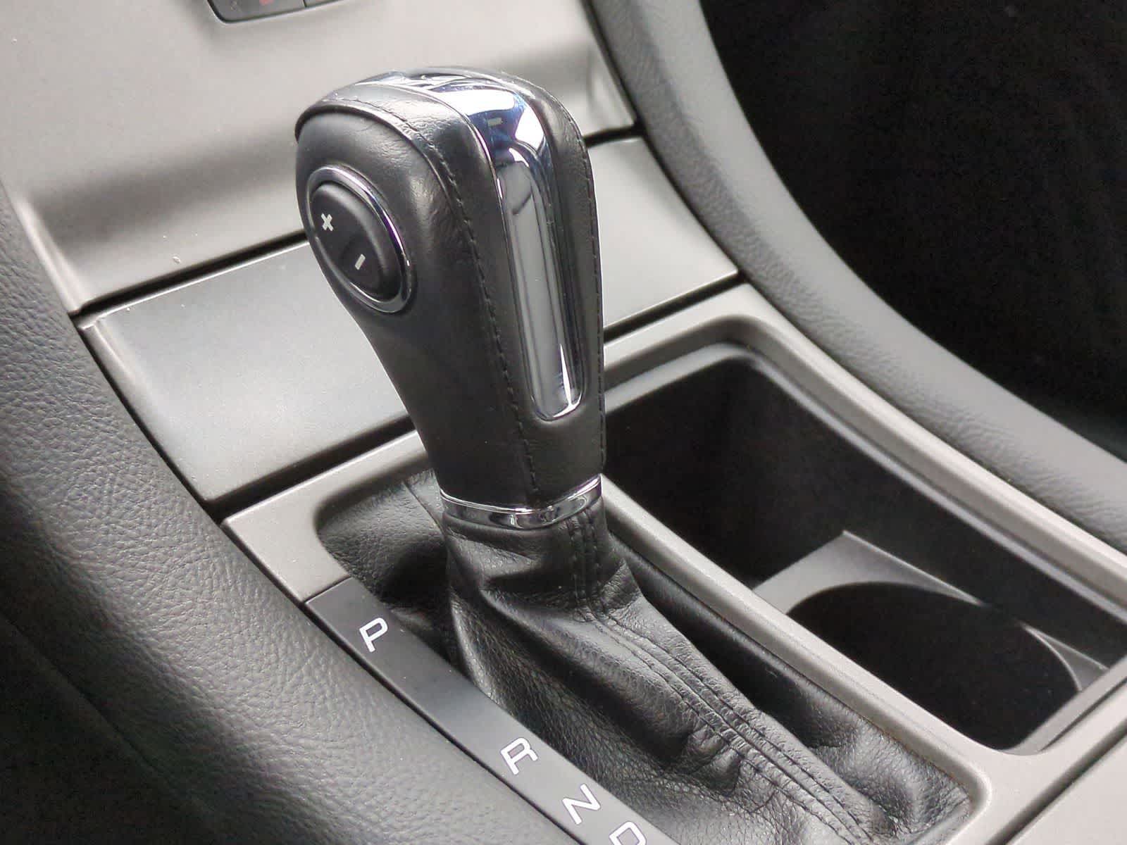 Thumbnail: 2018 Ford Taurus - 32