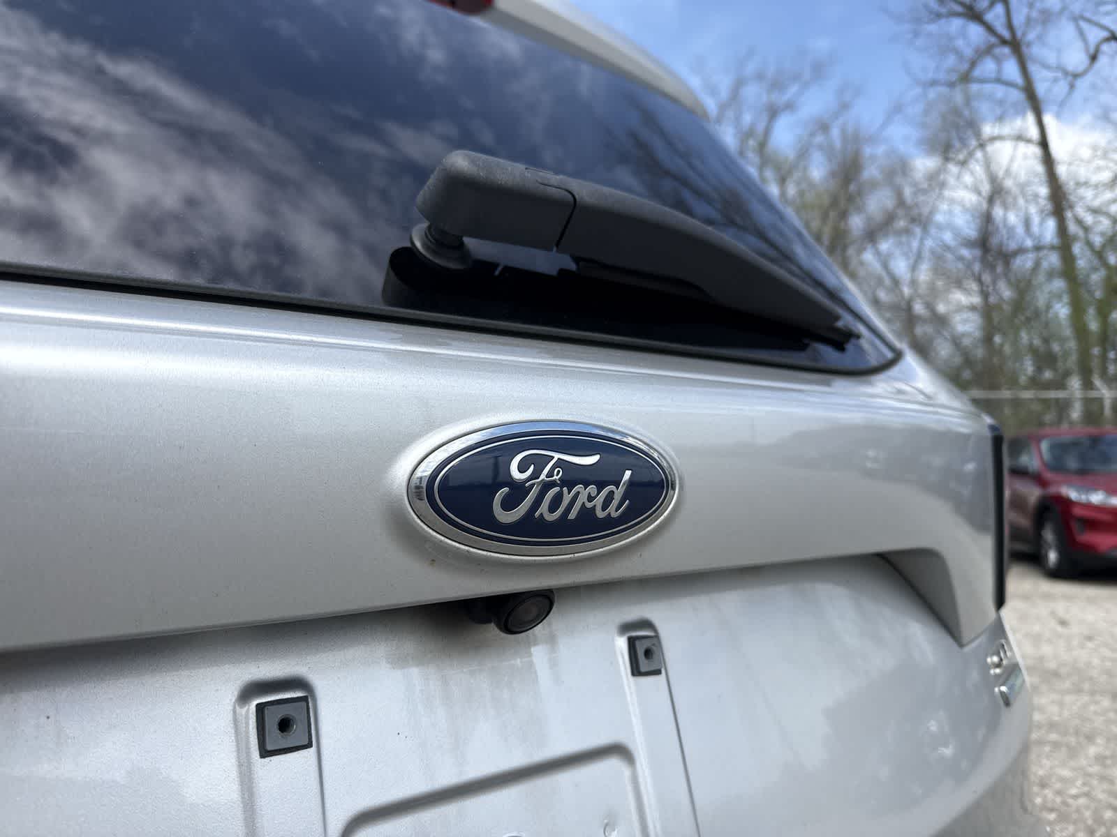 Thumbnail: 2018 Ford Escape - 16