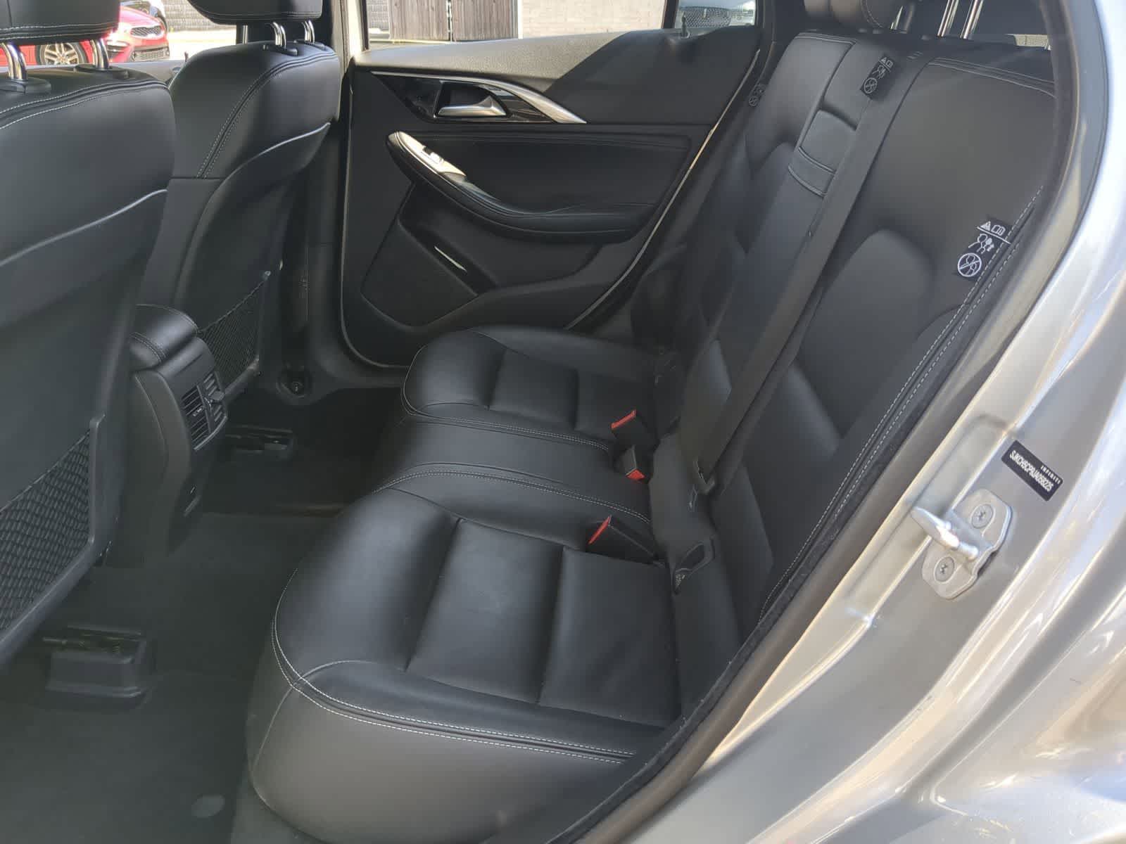 Thumbnail: 2018 INFINITI QX30 - 22