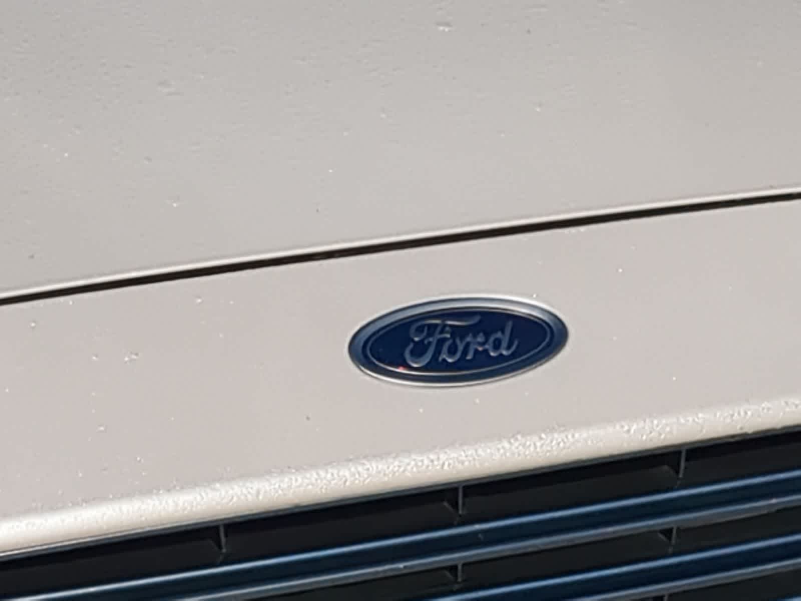 Thumbnail: 2013 Ford Fusion - 16