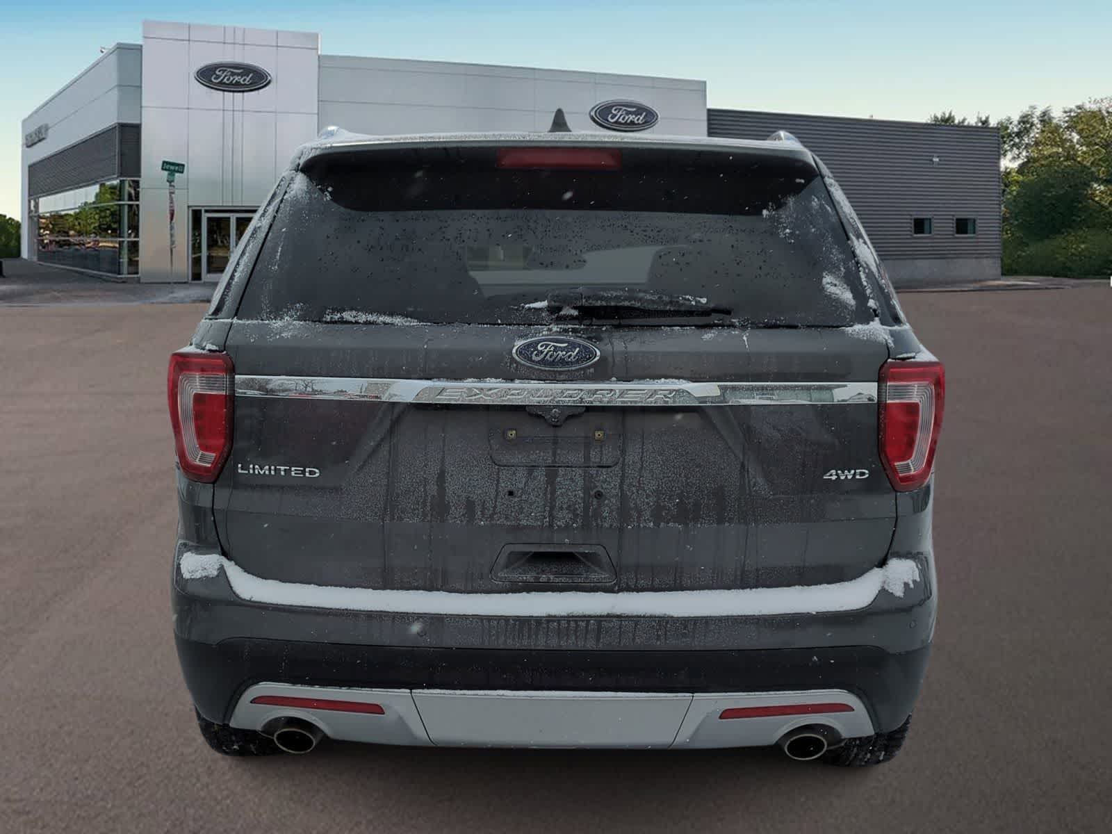 Thumbnail: 2017 Ford Explorer - 10