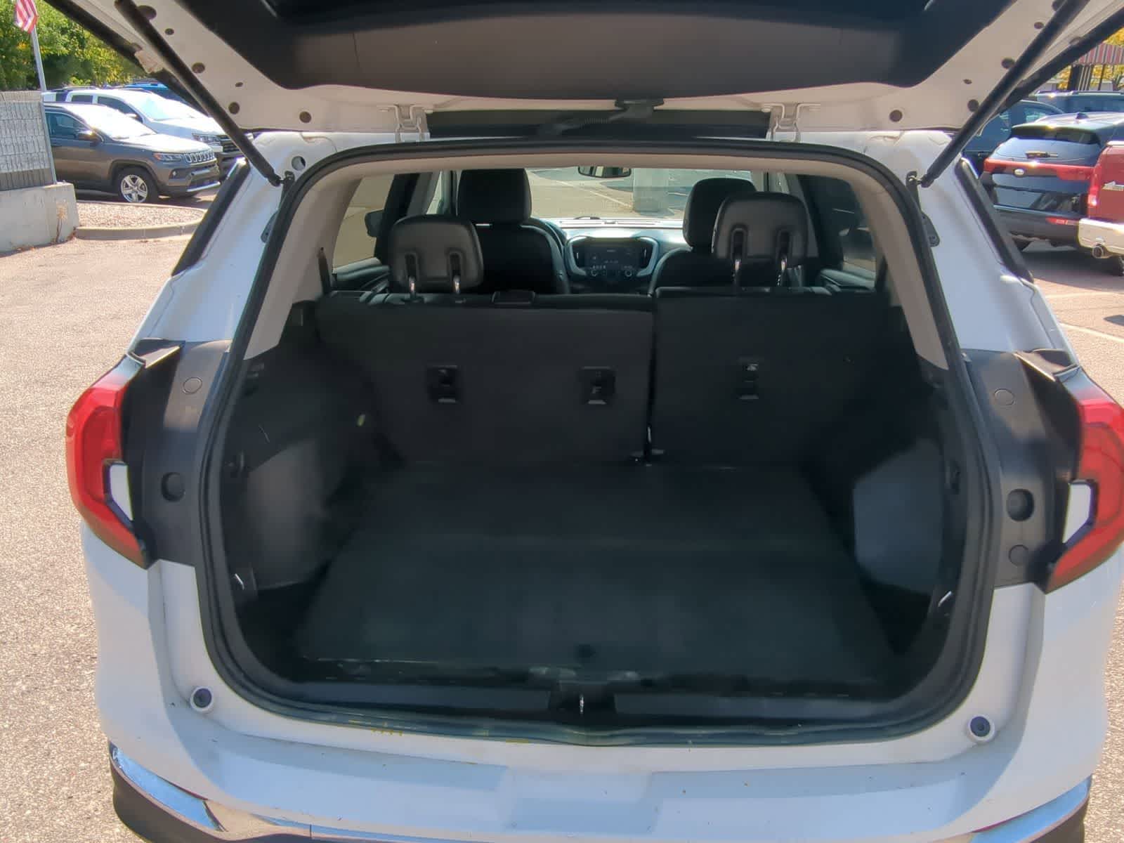 Thumbnail: 2019 GMC Terrain - 34