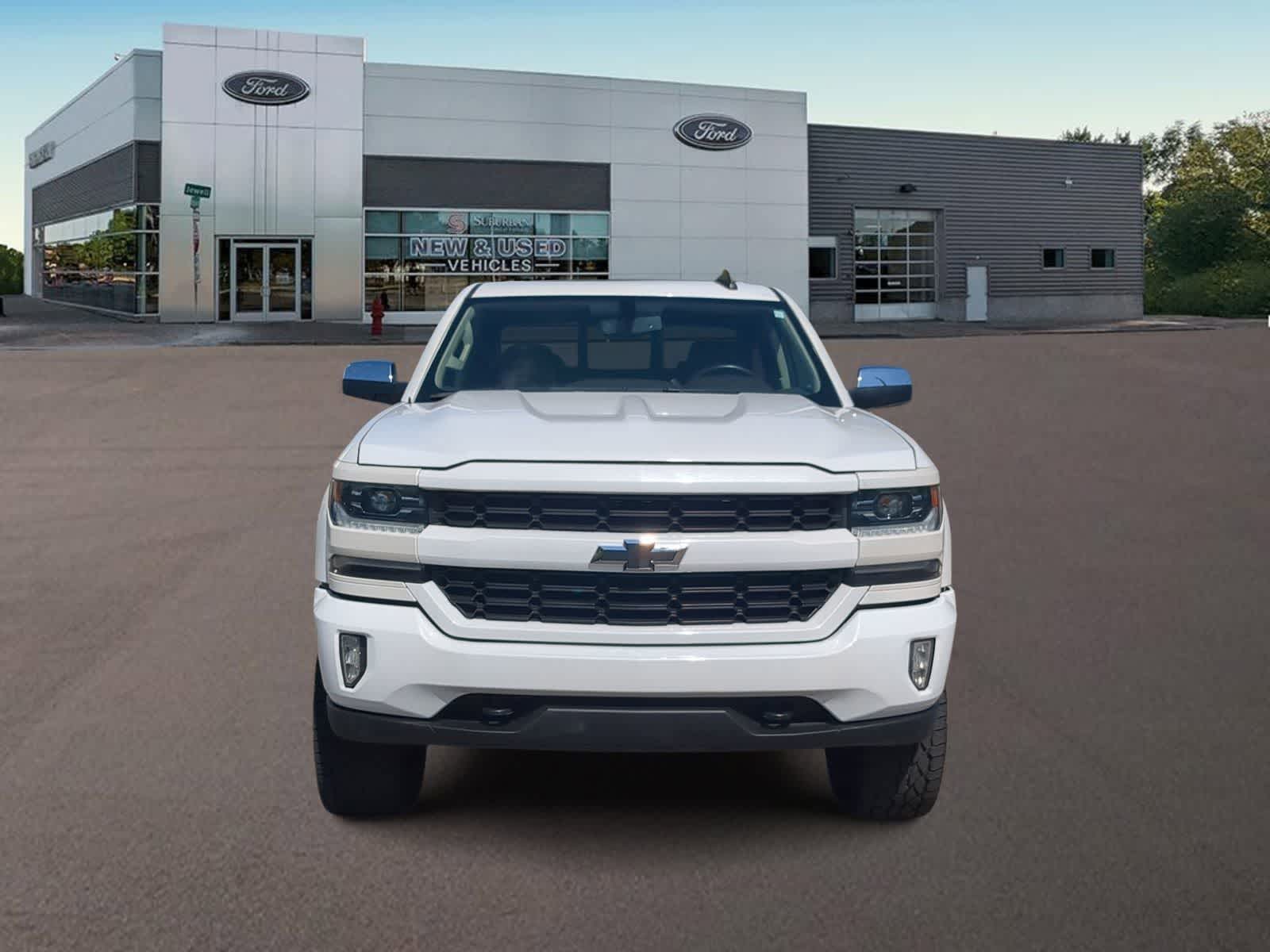 Thumbnail: 2018 Chevrolet Silverado 1500 - 3