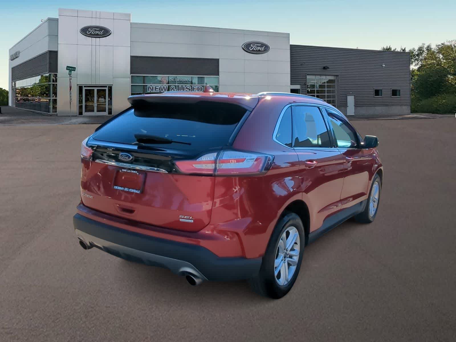 Thumbnail: 2019 Ford Edge - 11