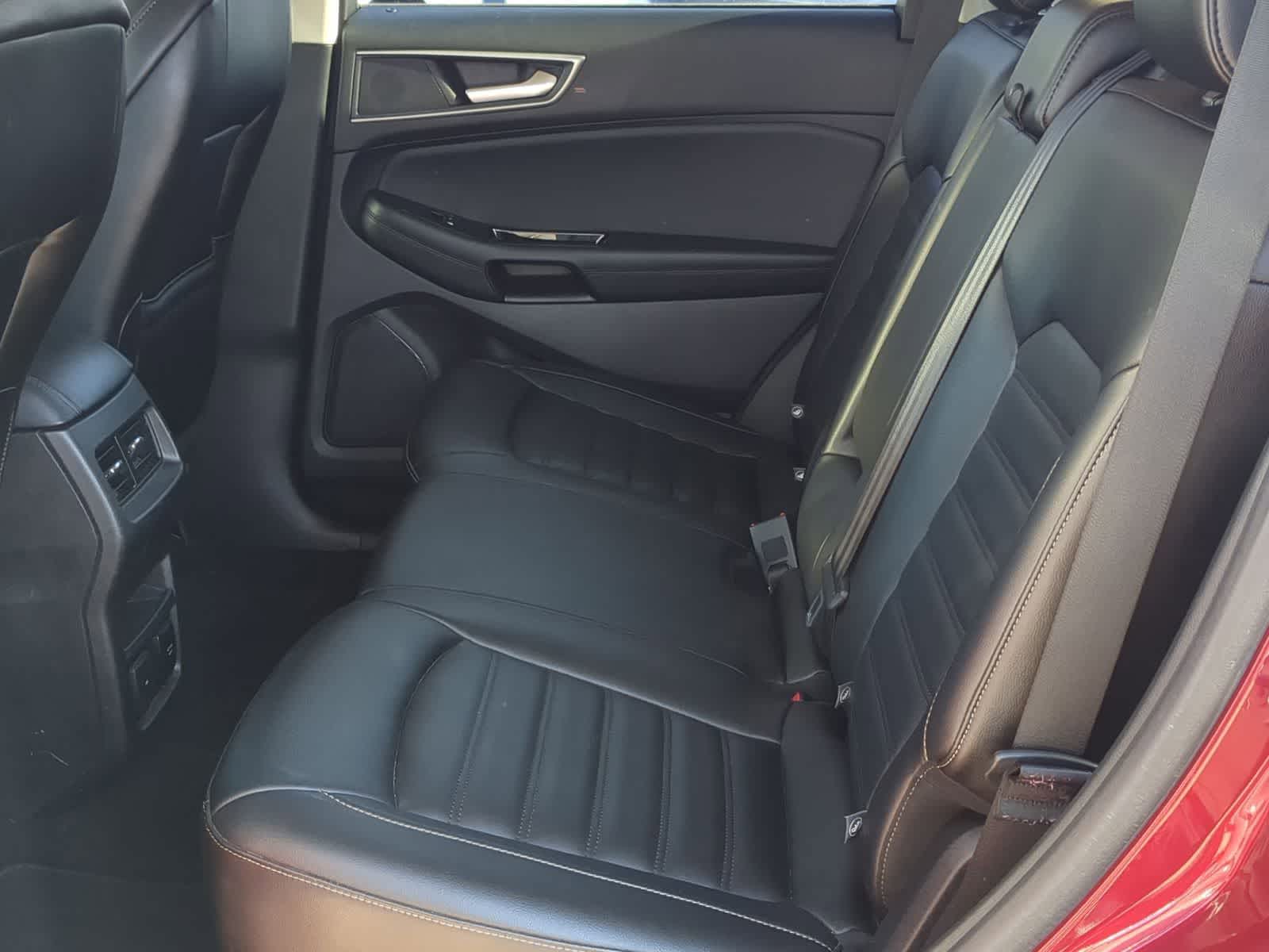 Thumbnail: 2019 Ford Edge - 24