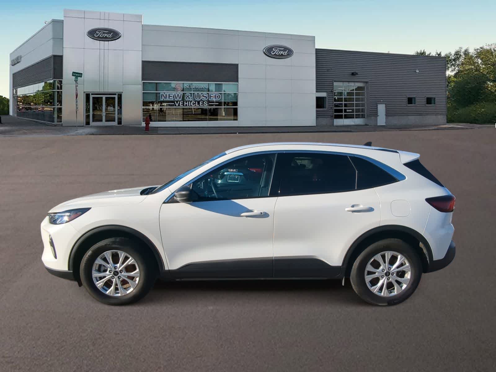 Thumbnail: 2023 Ford Escape - 7