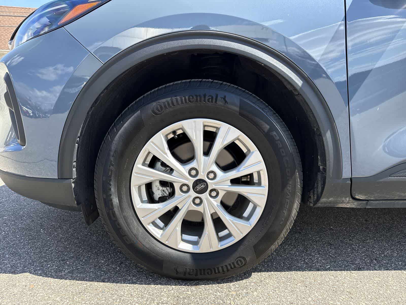 Thumbnail: 2023 Ford Escape - 18