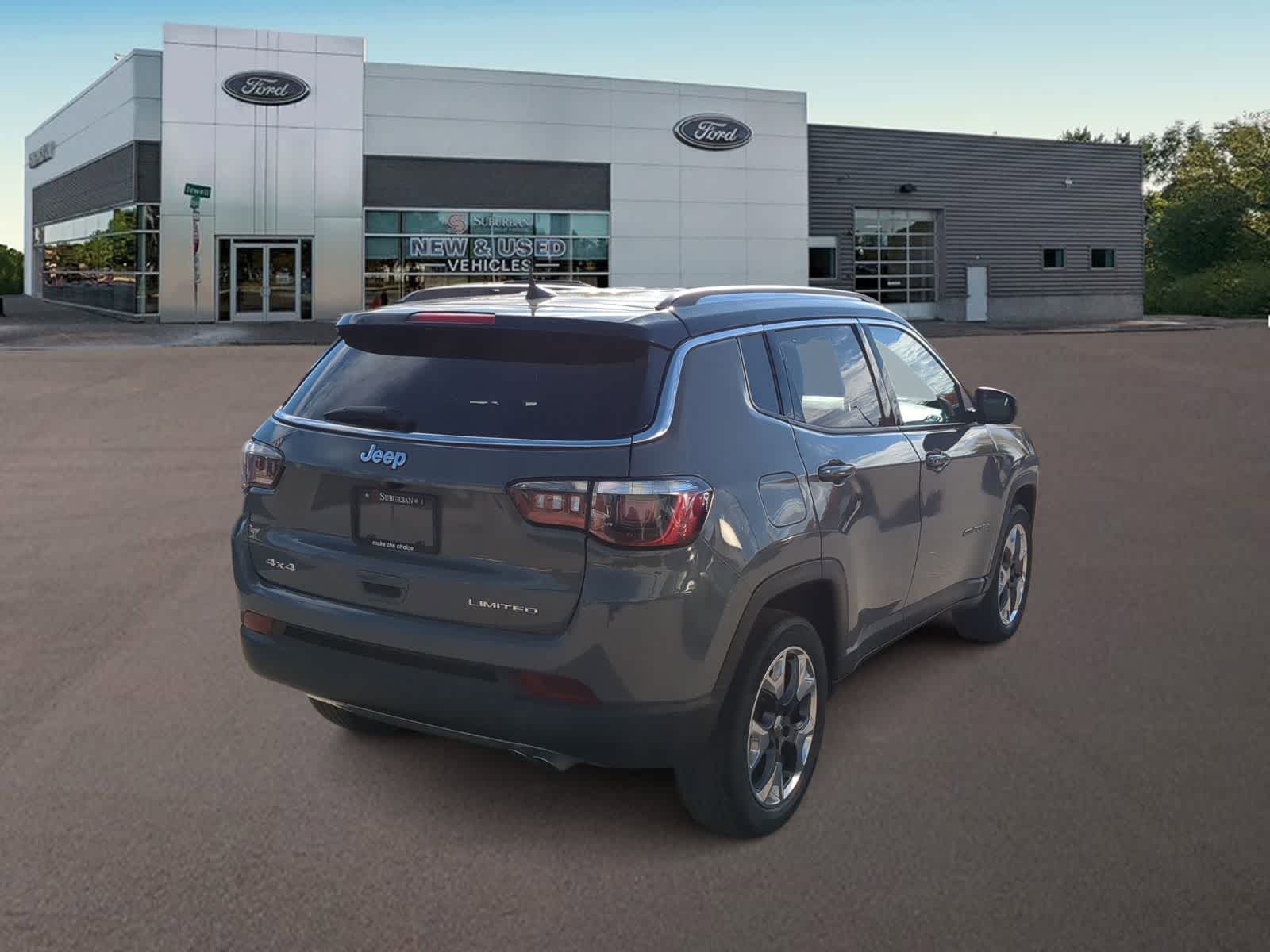 Thumbnail: 2020 Jeep Compass - 10