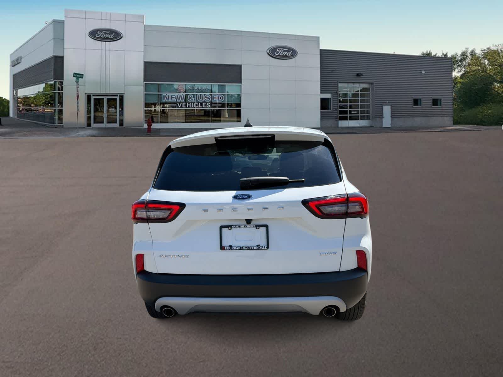 Thumbnail: 2023 Ford Escape - 9
