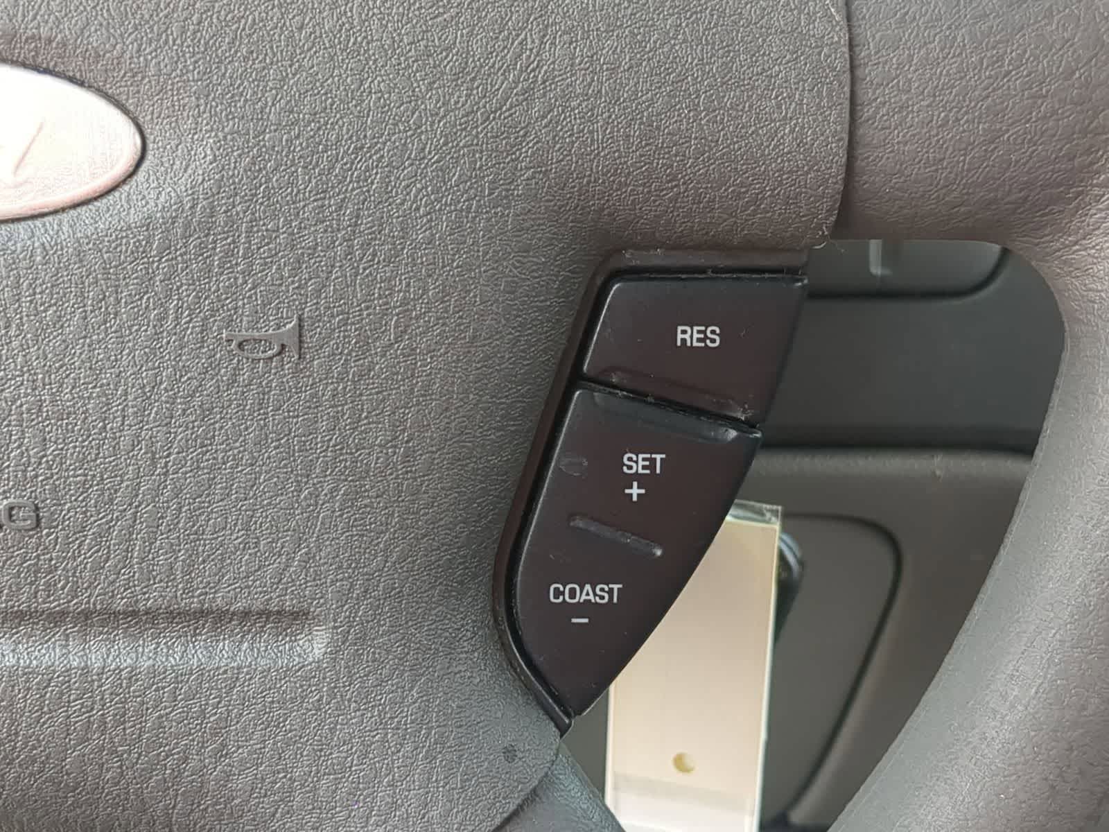Thumbnail: 2004 Ford Expedition - 24