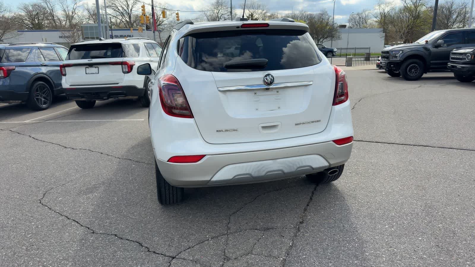 Thumbnail: 2017 Buick Encore - 10