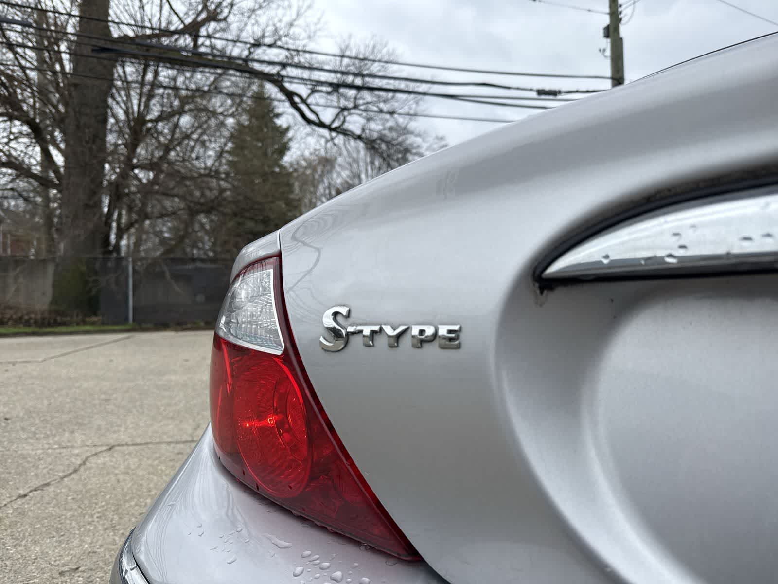 Thumbnail: 2003 Jaguar S-Type - 13