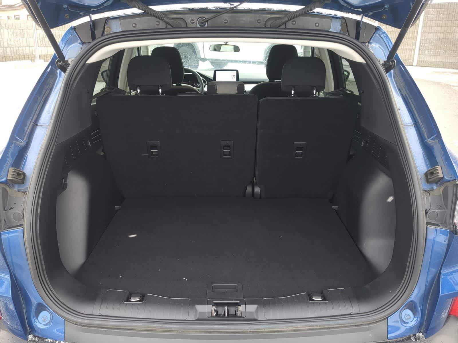 Thumbnail: 2022 Ford Escape - 35