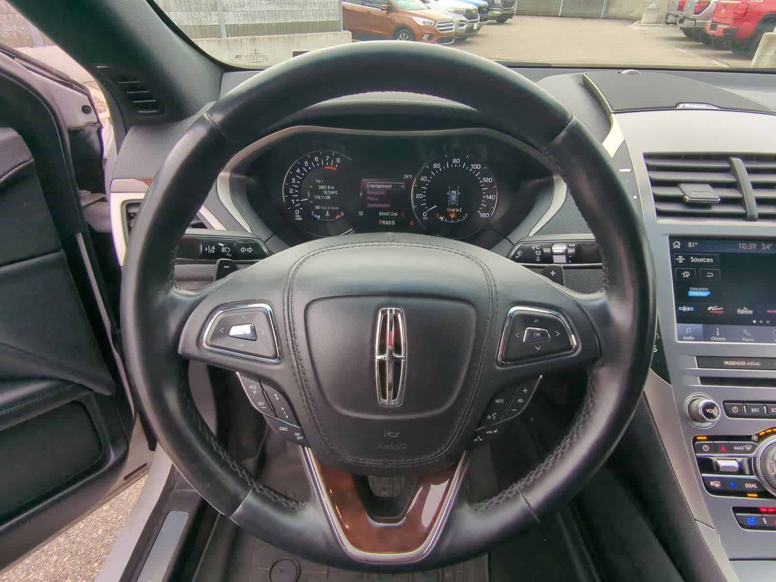 Thumbnail: 2020 Lincoln MKZ - 26