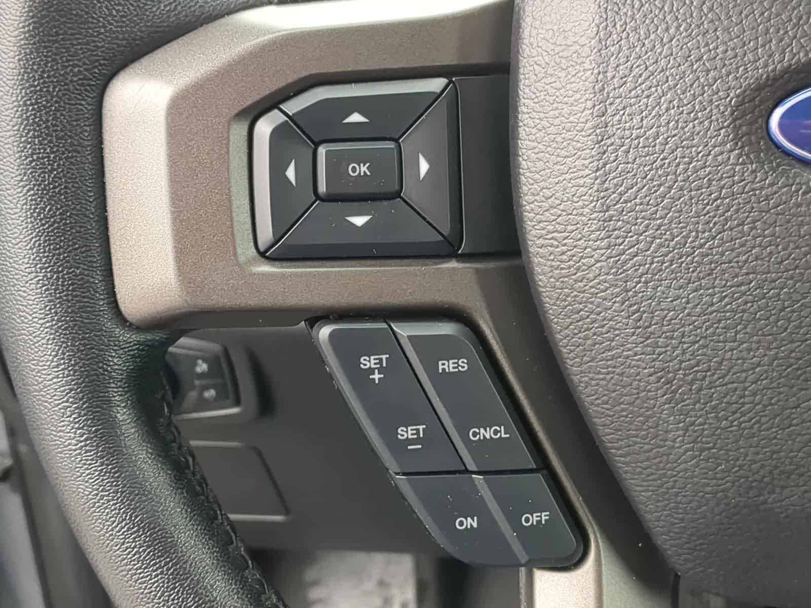 Thumbnail: 2020 Ford Expedition - 30