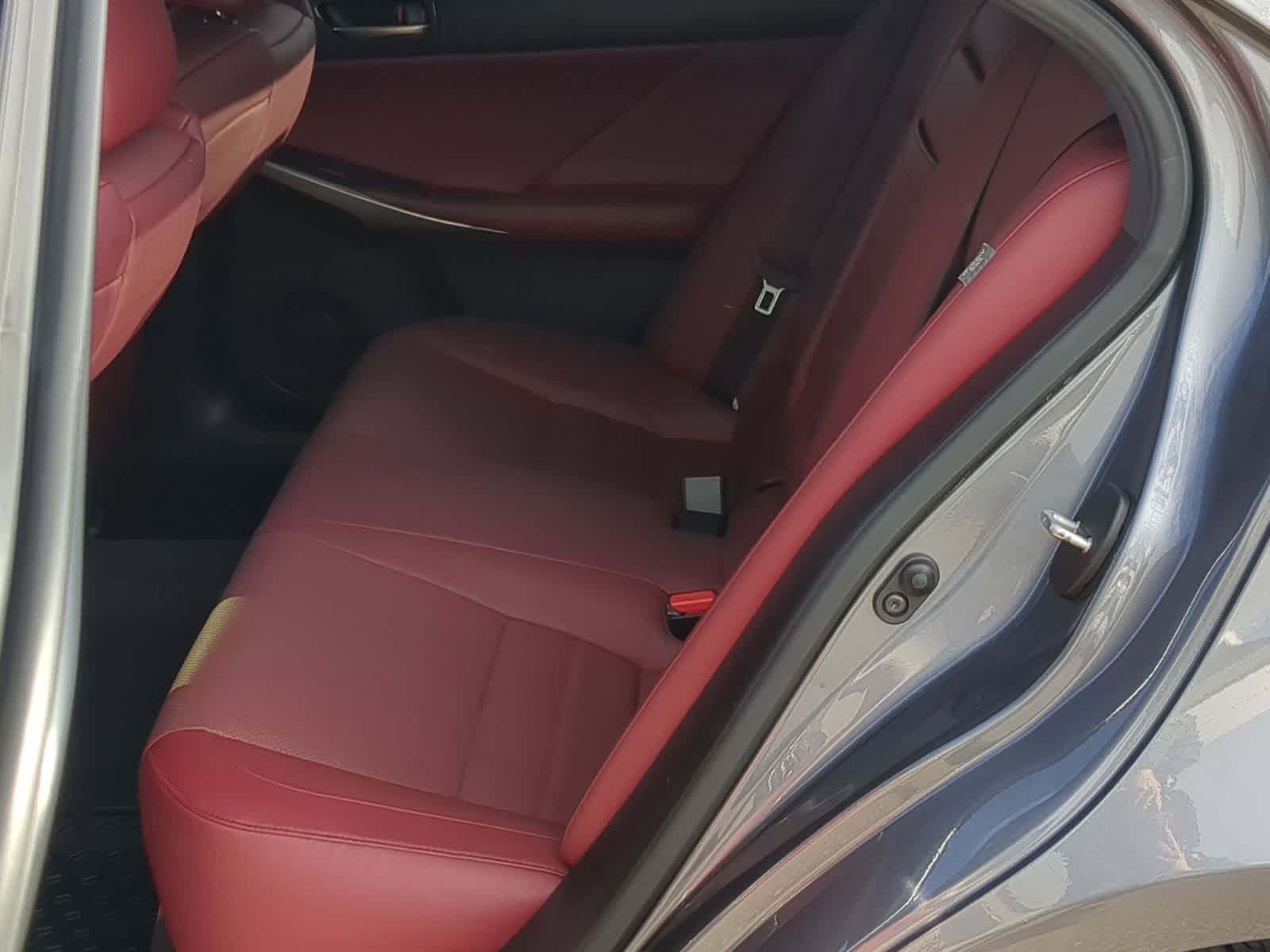 Thumbnail: 2019 Lexus IS - 25