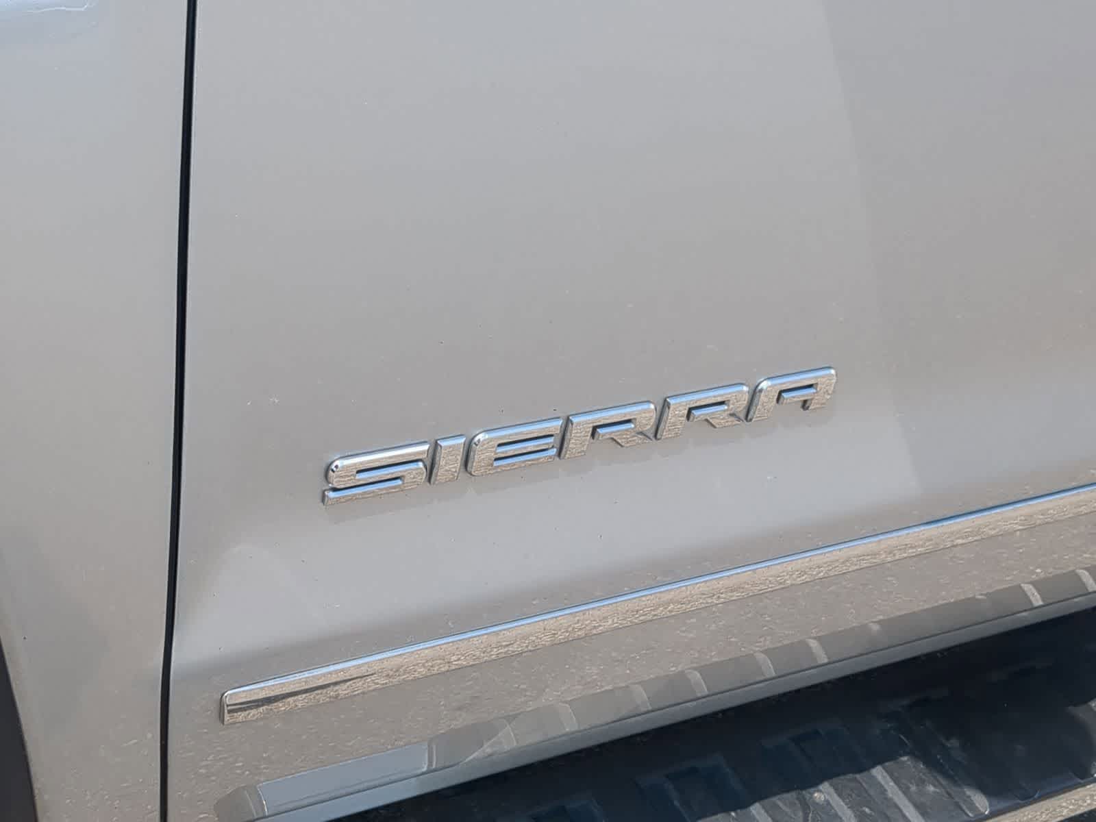 Thumbnail: 2018 GMC Sierra 1500 - 18