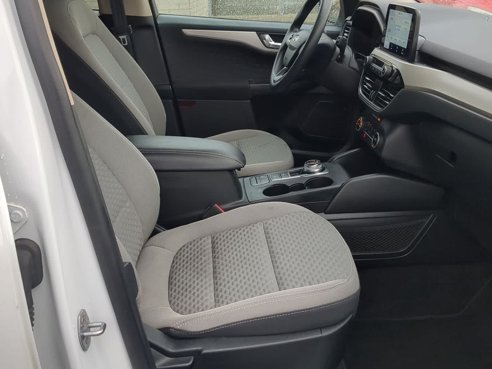 Thumbnail: 2020 Ford Escape - 24