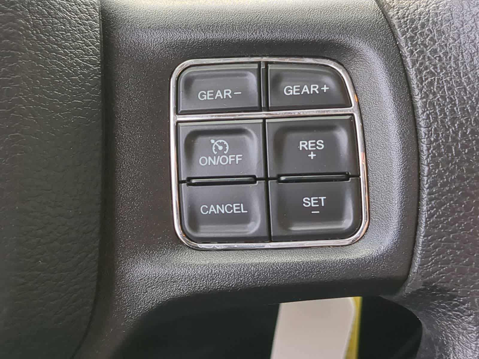 Thumbnail: 2019 RAM 1500 Classic - 31