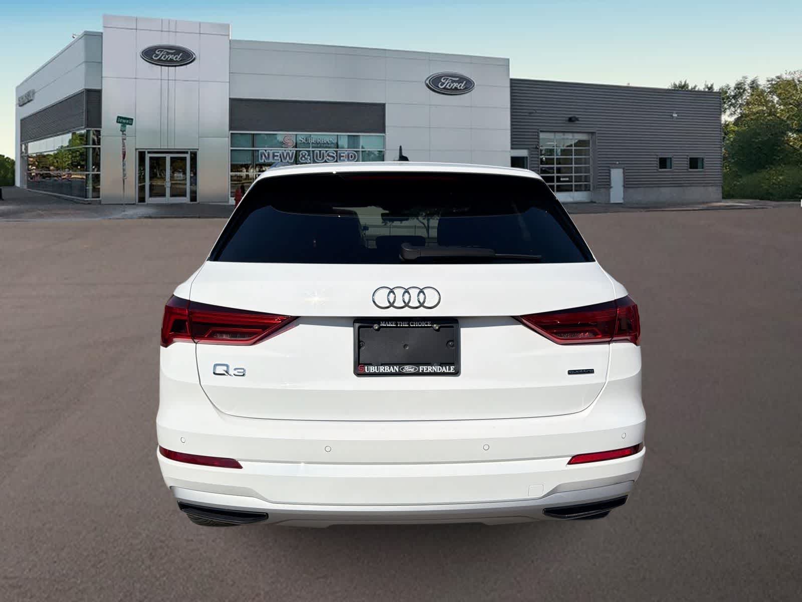 Thumbnail: 2022 Audi Q3 - 9