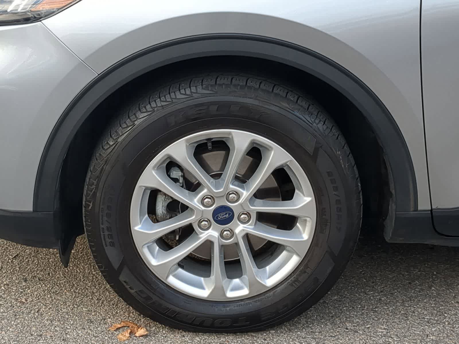 Thumbnail: 2022 Ford Escape - 17