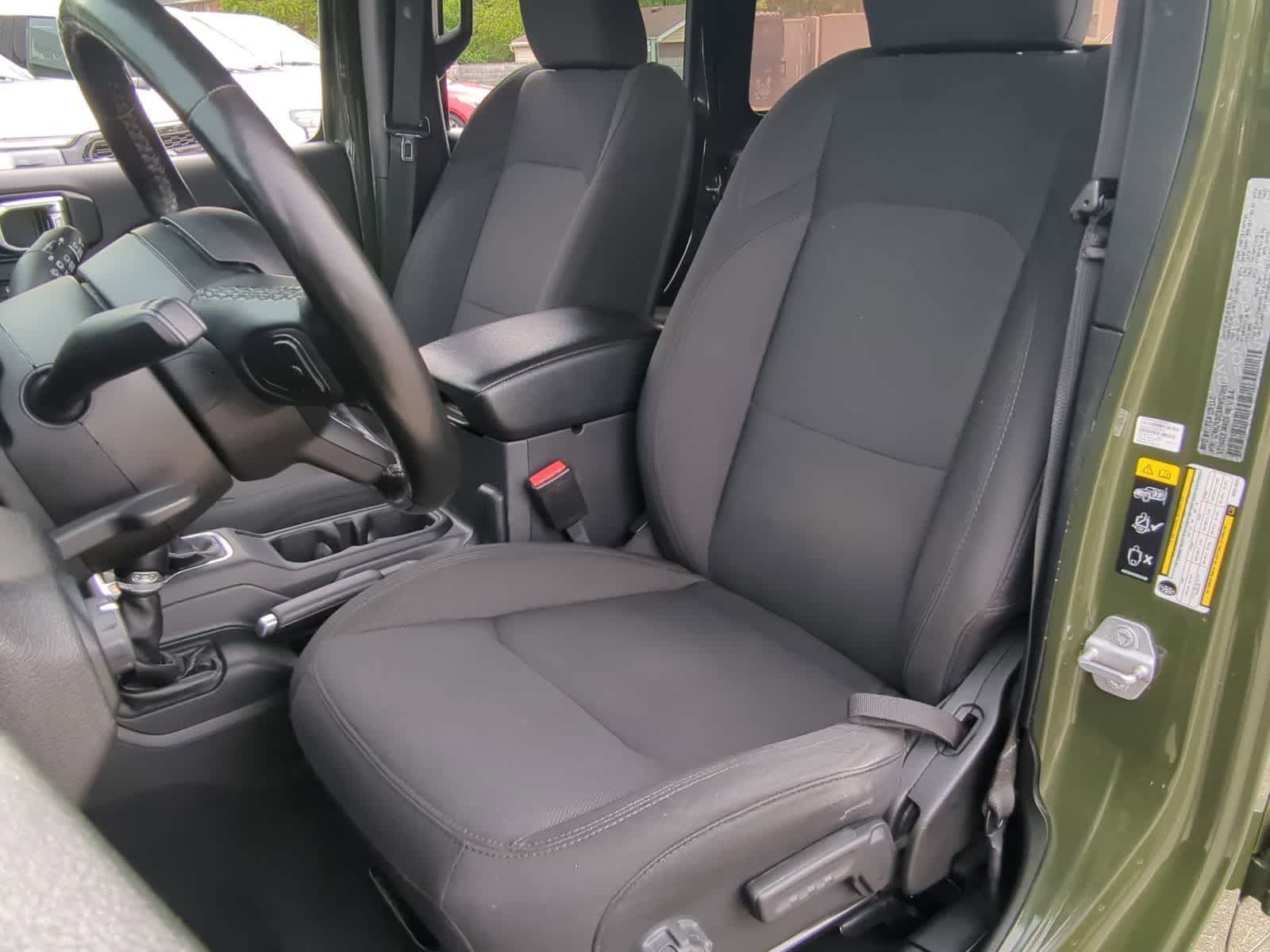 Thumbnail: 2021 Jeep Wrangler - 20