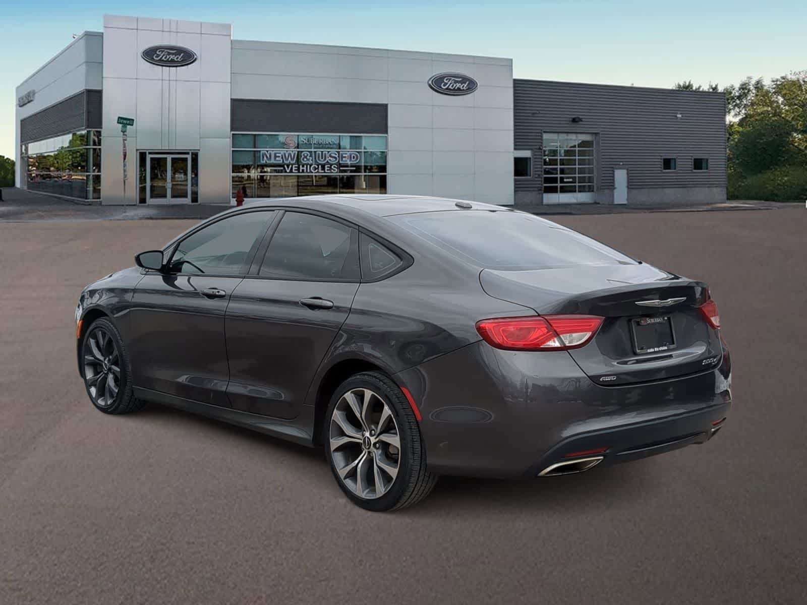 Thumbnail: 2016 Chrysler 200 - 8