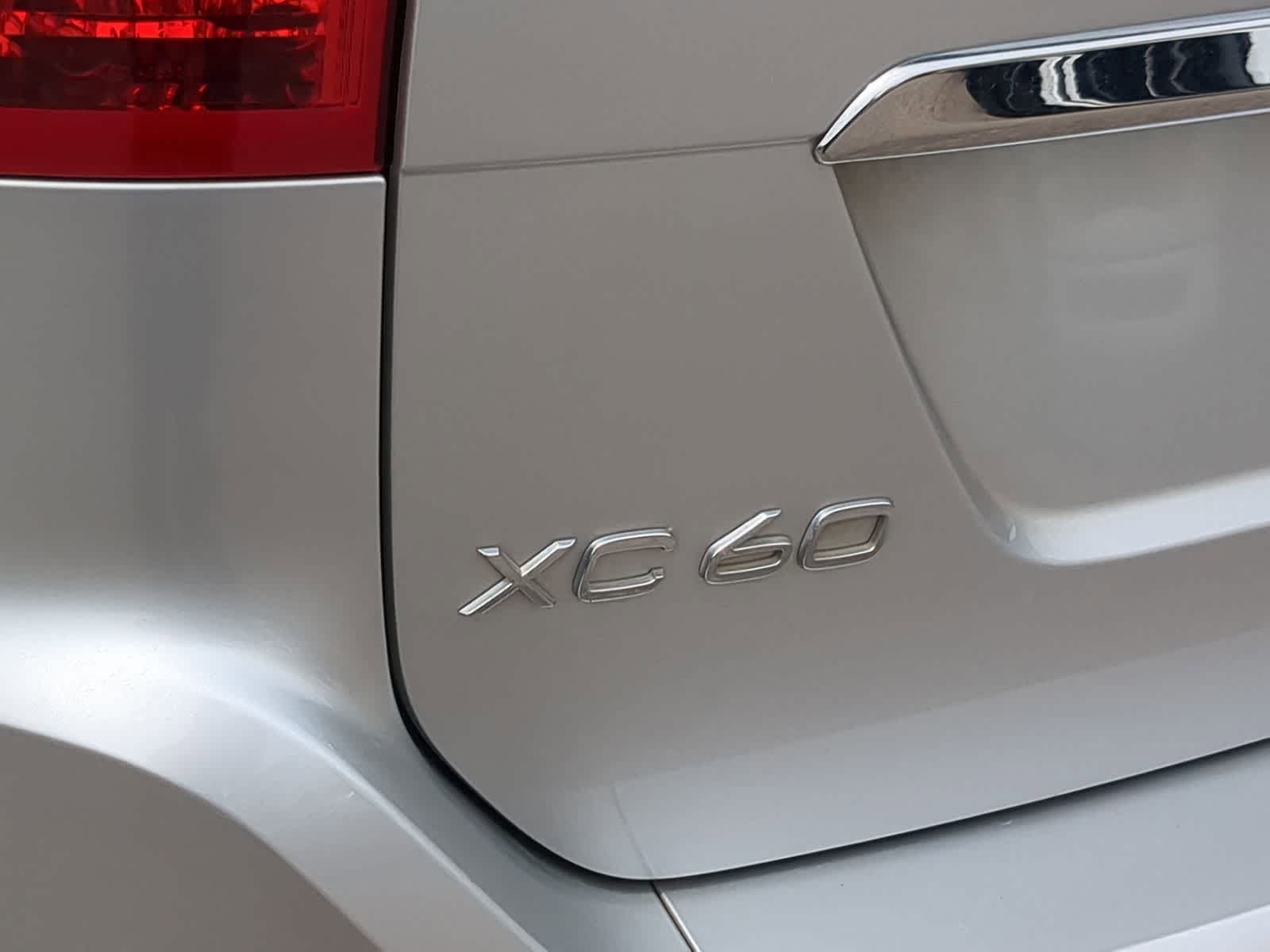 Thumbnail: 2017 Volvo XC60 - 15