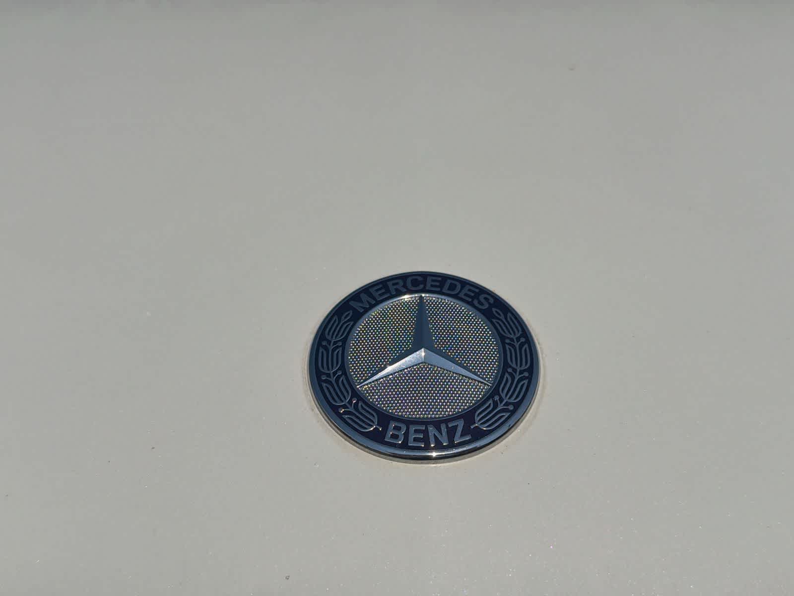 Thumbnail: 2015 Mercedes-Benz C-Class - 15