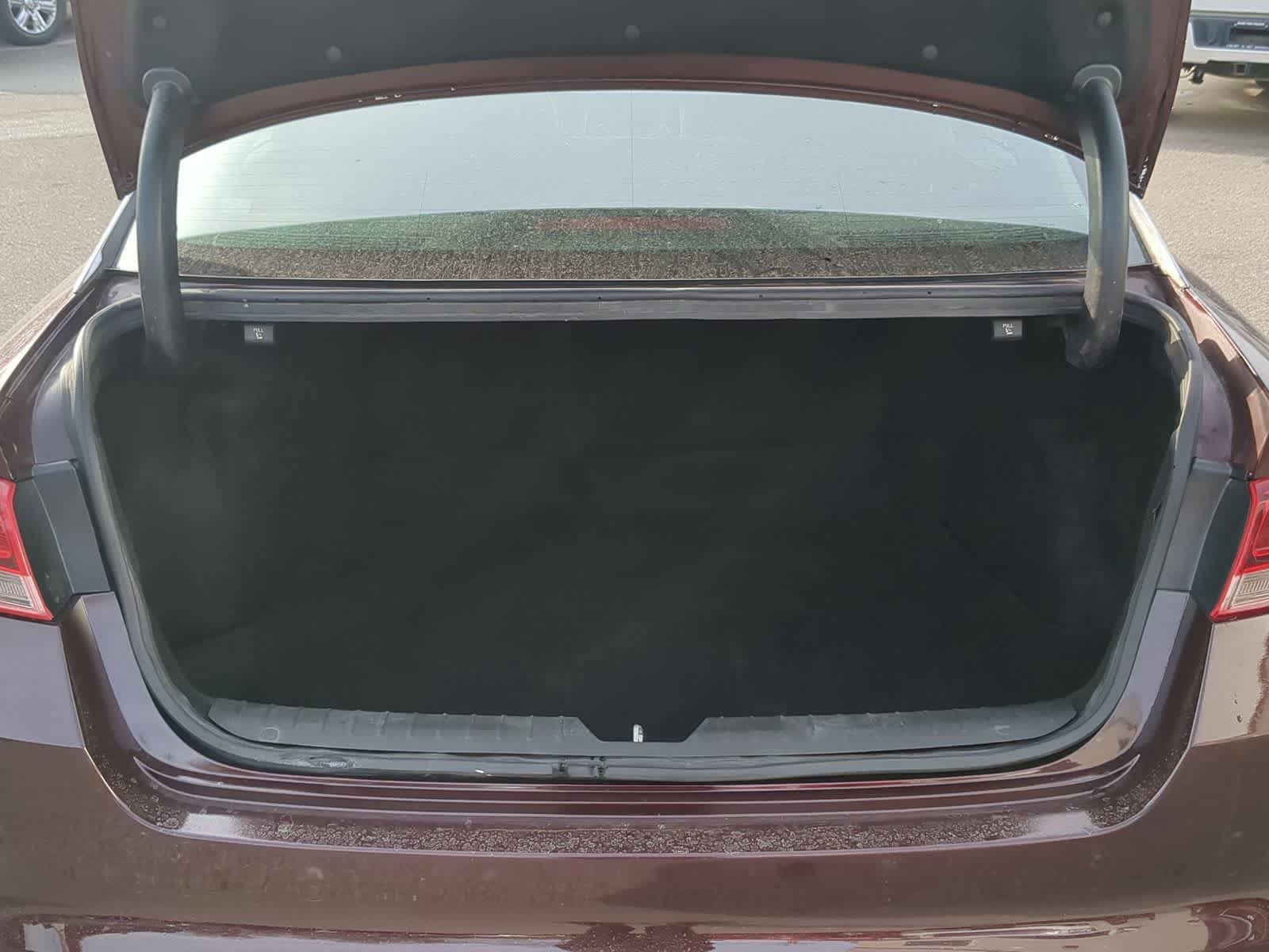 Thumbnail: 2017 Kia Optima - 34