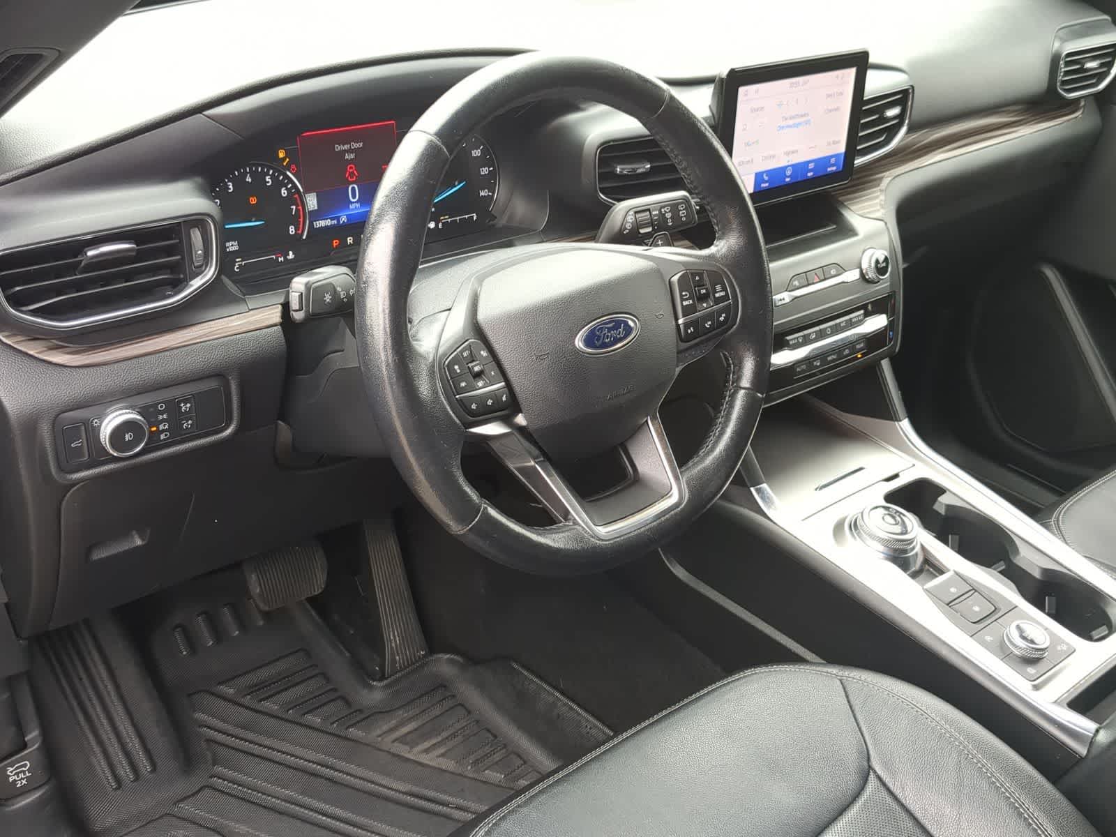 Thumbnail: 2020 Ford Explorer - 14