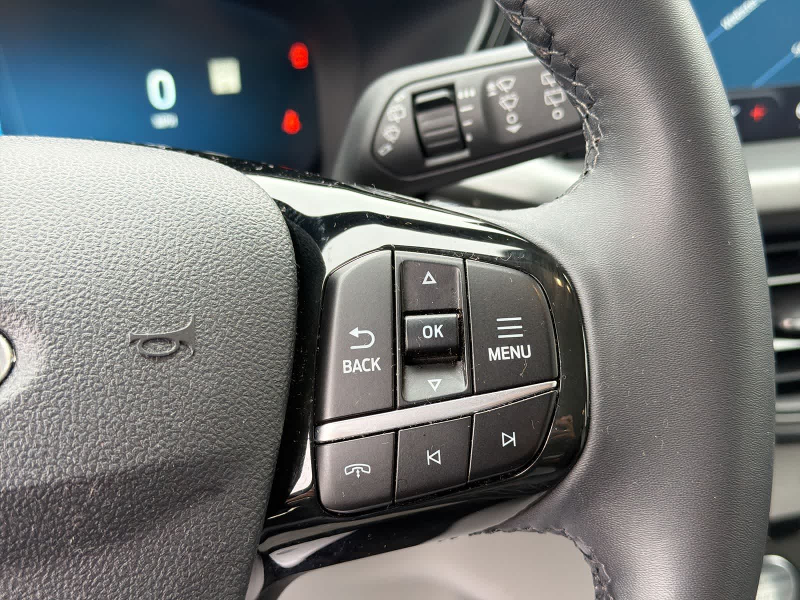 Thumbnail: 2023 Ford Escape - 31