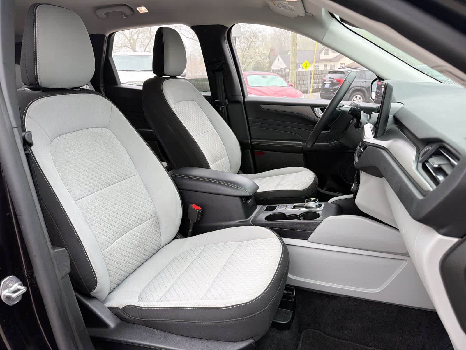 Thumbnail: 2023 Ford Escape - 28